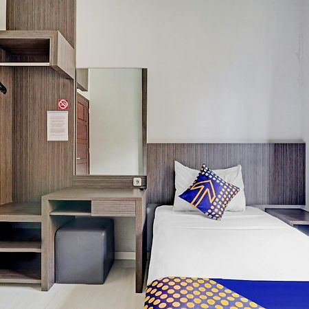 Hotel O Cihampelas Near Ciwalk Formerly D'River Guest House Bandung Luaran gambar