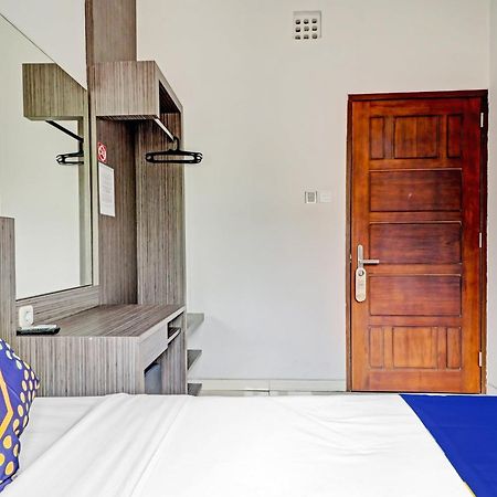Hotel O Cihampelas Near Ciwalk Formerly D'River Guest House Bandung Luaran gambar