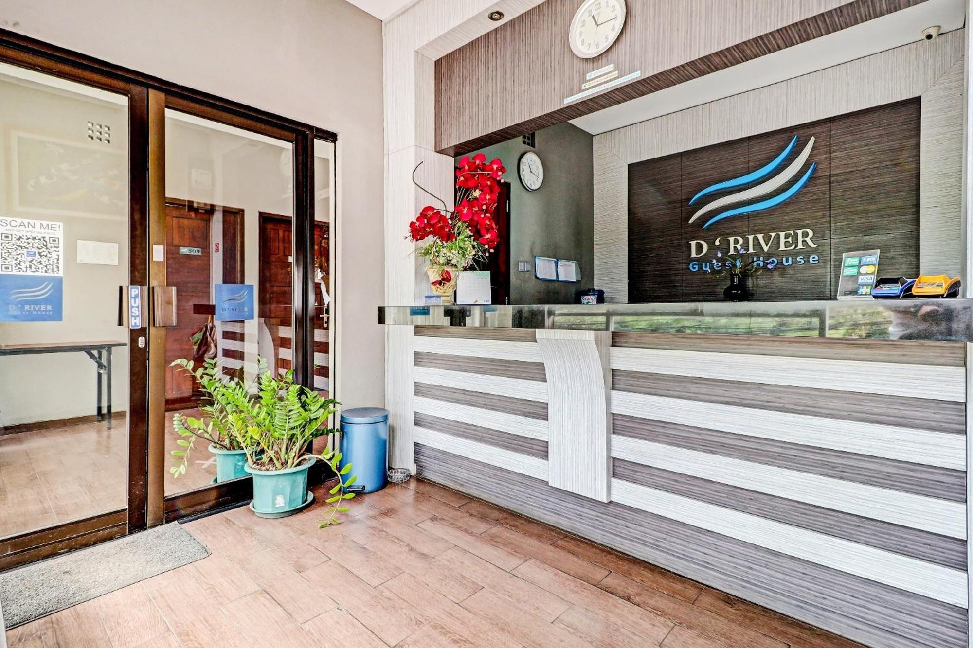 Hotel O Cihampelas Near Ciwalk Formerly D'River Guest House Bandung Luaran gambar