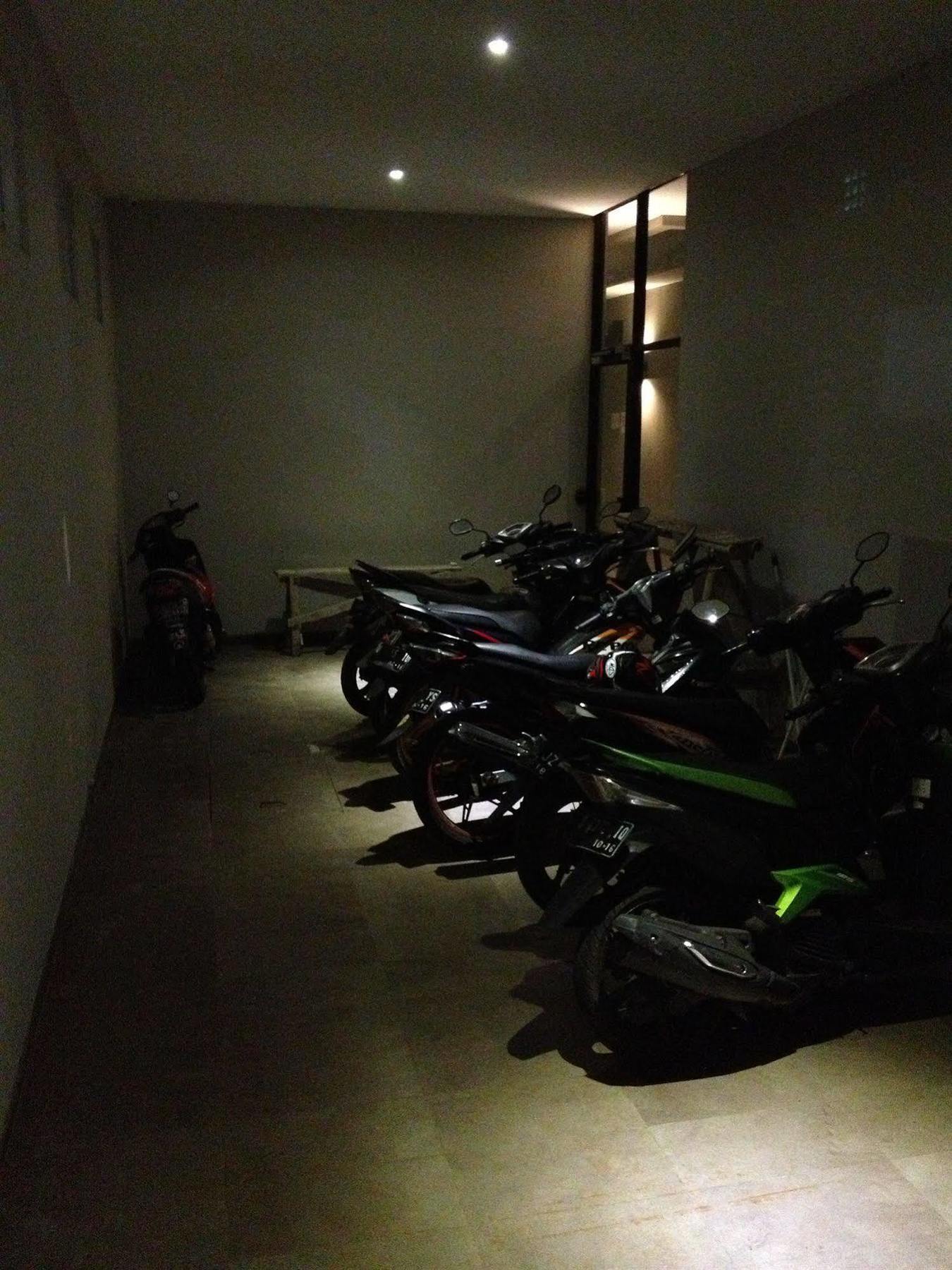 Hotel O Cihampelas Near Ciwalk Formerly D'River Guest House Bandung Luaran gambar